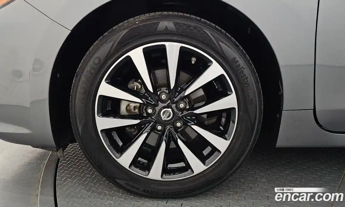 Nissan Altima 2018 2.5 гидро в Москве № 2134351, фото 5