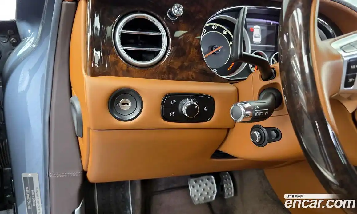 Bentley Flying Spur 2015 6.0 гидро, фото 16
