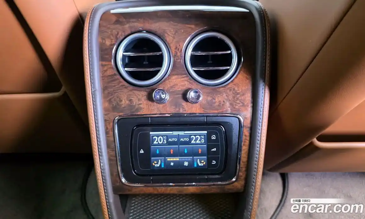 Bentley Flying Spur 2015 6.0 гидро, фото 18