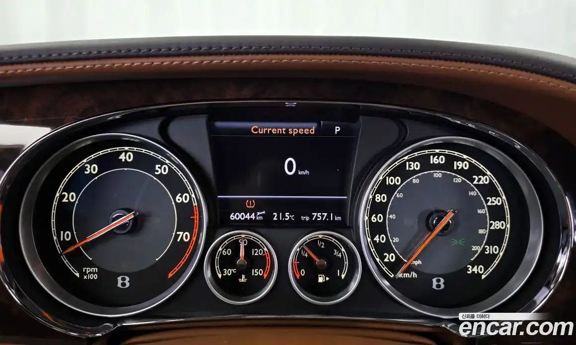 Bentley Flying Spur 2015 6.0 гидро, фото 8