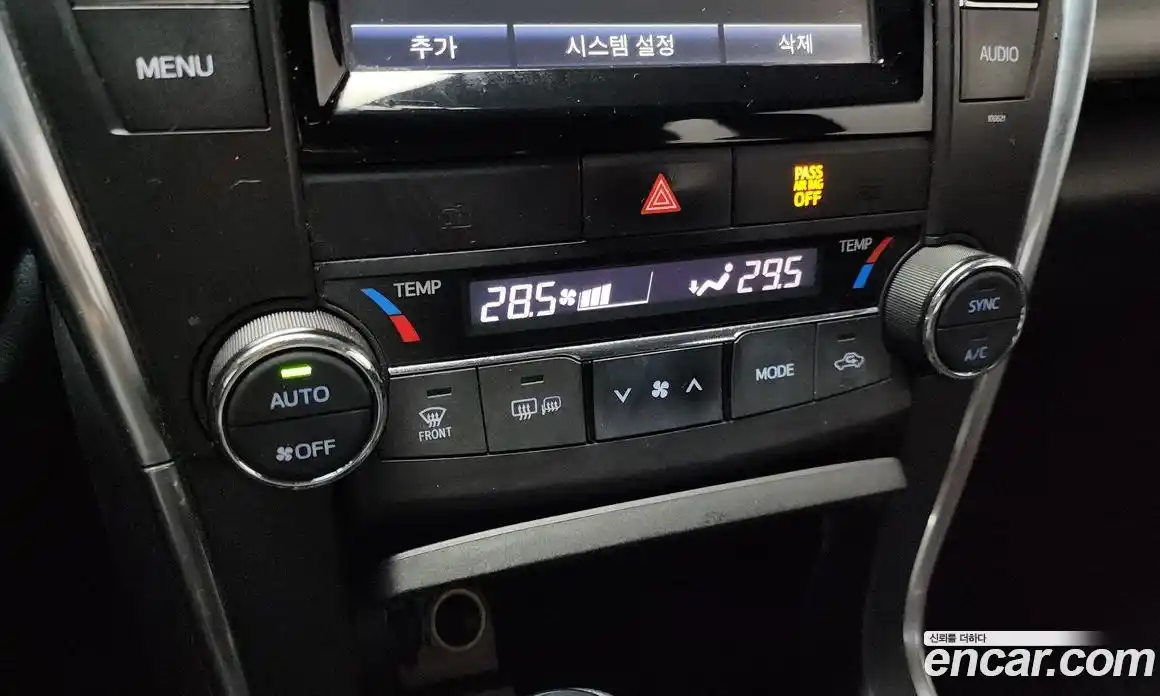 Toyota Camry 2016 2.5 гидро в Москве № 215508, фото 15