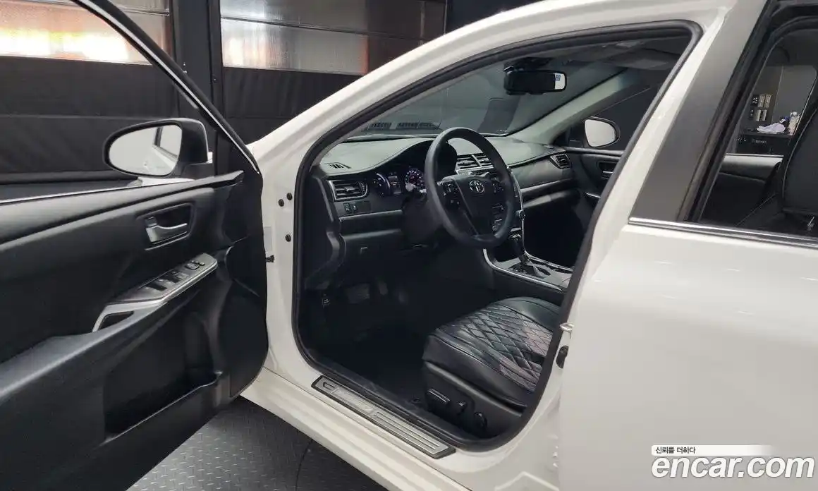 Toyota Camry 2016 2.5 гидро в Москве № 215508, фото 10