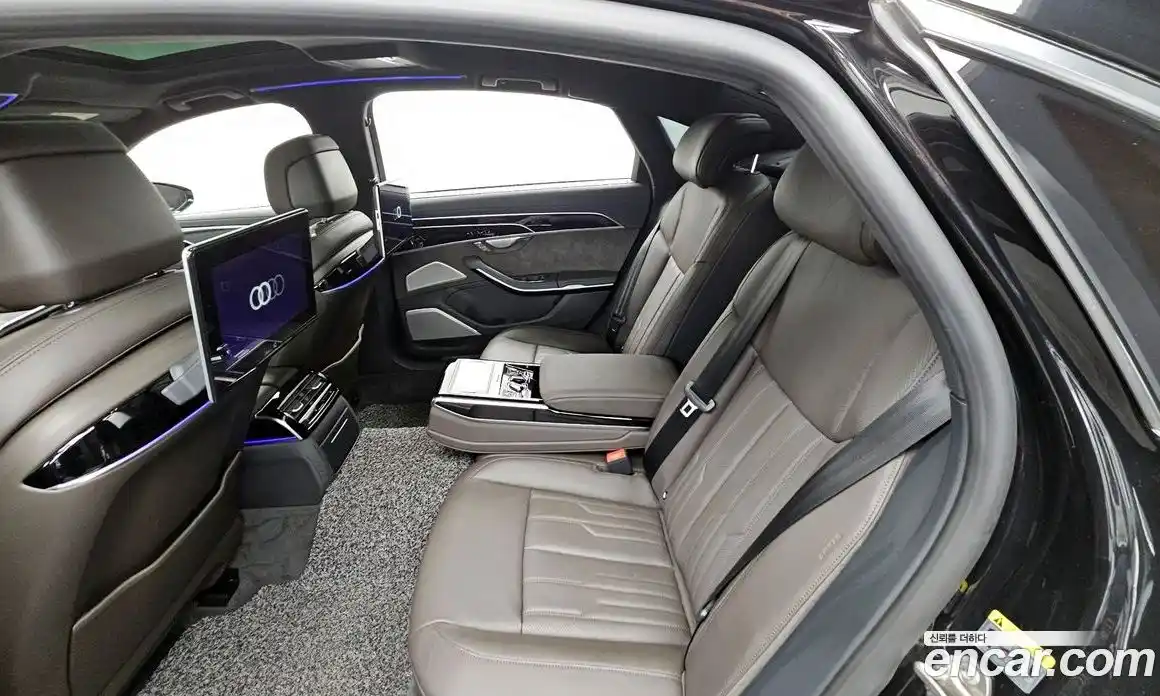 Audi A8 2021 3.0 гидро в Москве № 230010, фото 12