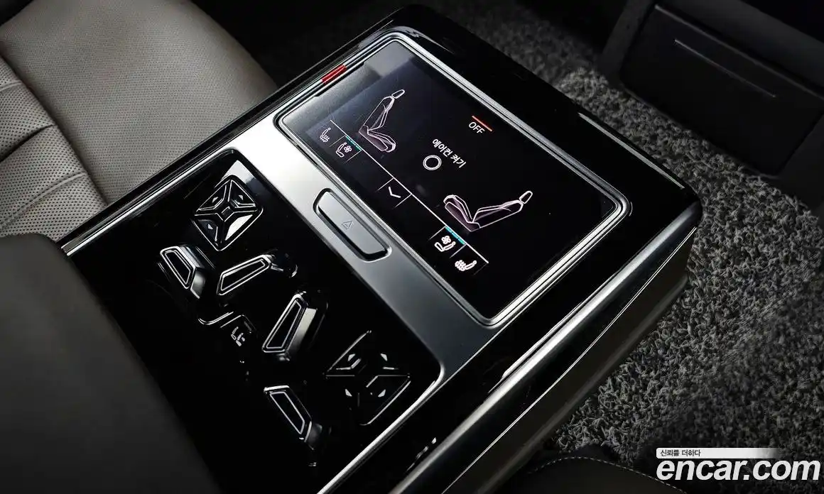 Audi A8 2021 3.0 гидро в Москве № 230010, фото 18