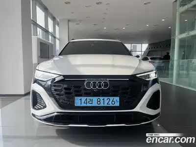 Audi Q8 e-tron 2024 гидро в Москве № 230277, миниатюра 3