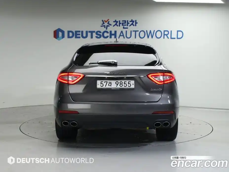 Maserati Levante 2017 3.0 гидро, фото 5
