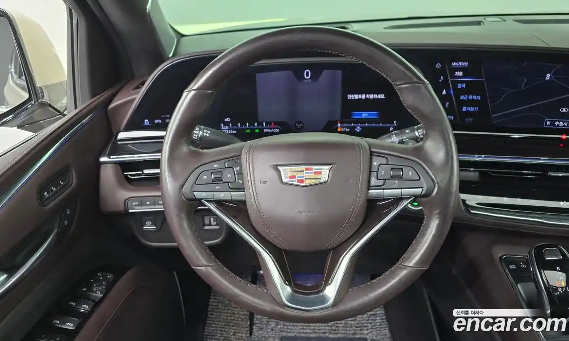 Cadillac Escalade 2022 6.2 гидро в Москве № 256474, фото 13