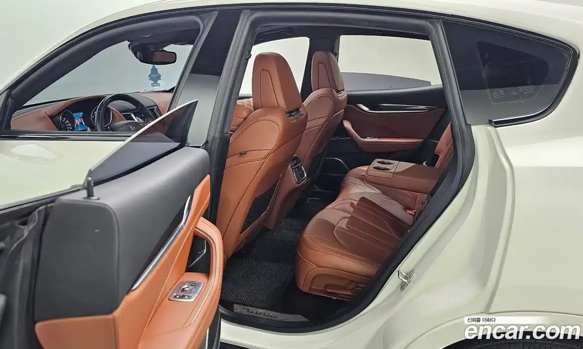 Maserati Levante 2018 3.0 гидро, фото 12
