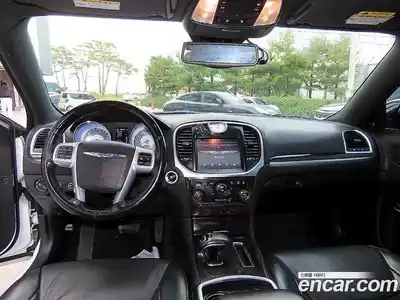 Chrysler 300C 2014 3.6 гидро в Москве № 407553, миниатюра 7