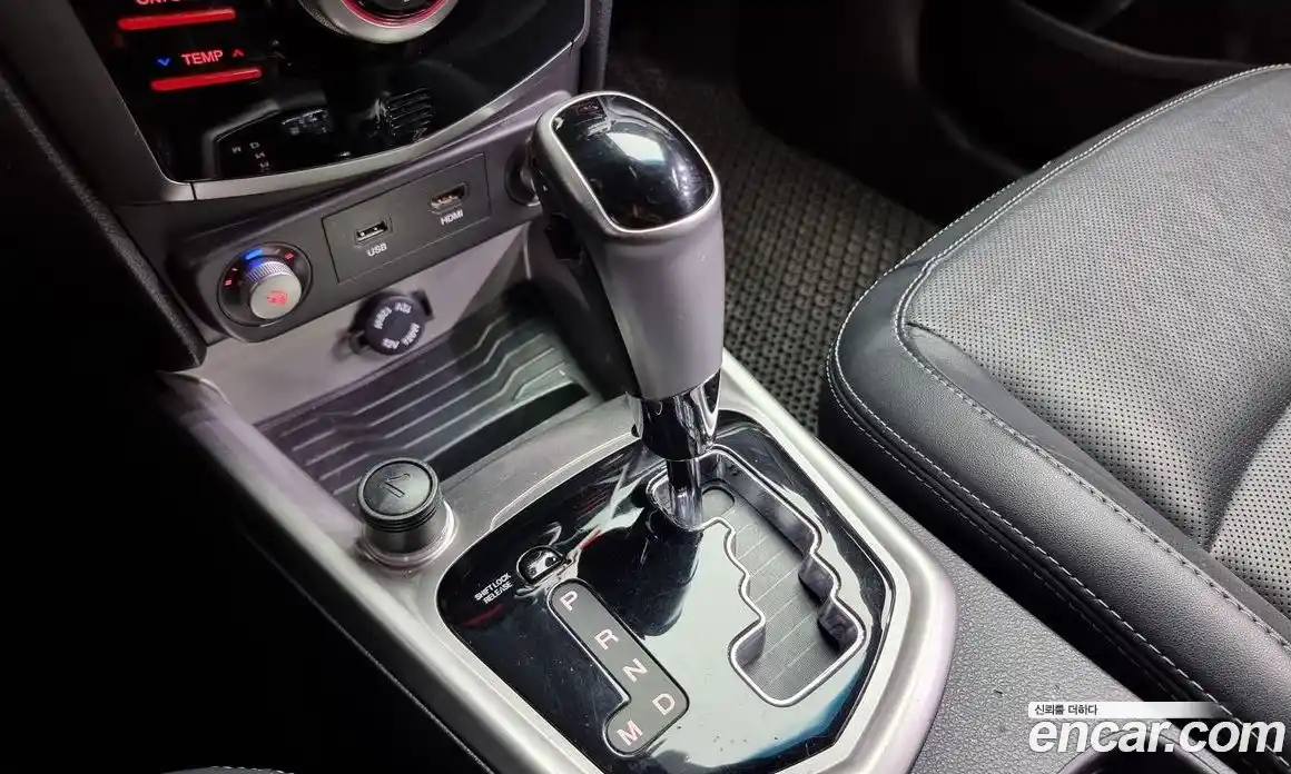 SsangYong TIBOLI 2015 1.6 гидро в Москве № 97320, фото 9