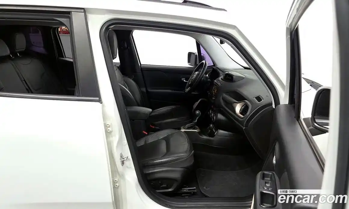 Jeep Renegade 2017 2.0 гидро в Москве, фото 11