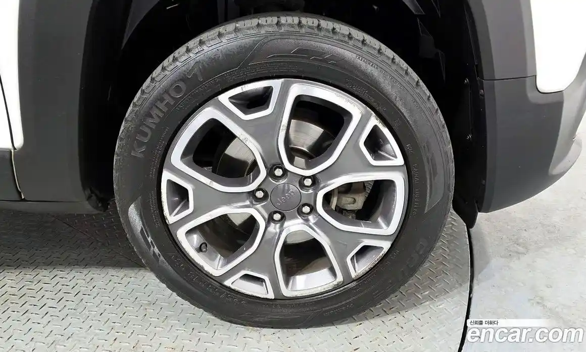 Jeep Renegade 2017 2.0 гидро в Москве, фото 5