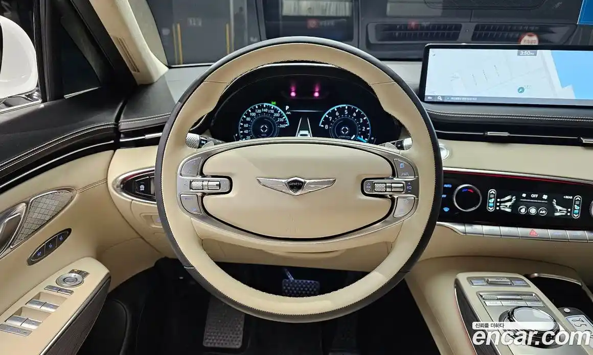 Genesis GV70 2023 2.5 гидро в Москве № 114155, фото 13