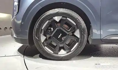 Kia Canival 2024 2.2 гидро в Москве № 121258, миниатюра 5