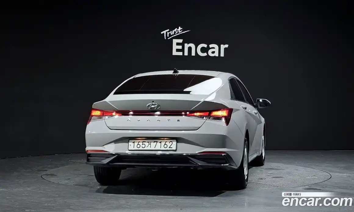 Hyundai Avante 2022 1.6 гидро в Москве № 124520, фото 4