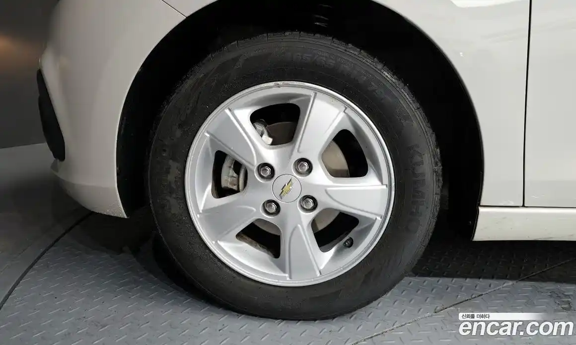 Chevrolet Spark 2017 1.0 гидро в Москве № 1278719, фото 5
