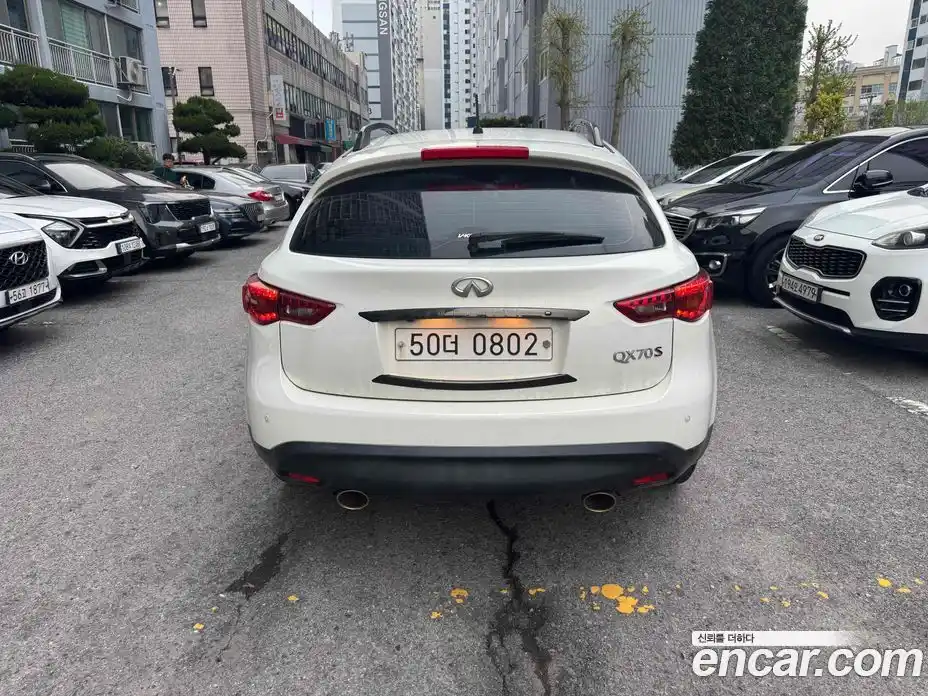 Infiniti QX70 2015 3.7 гидро в Москве № 1417406, фото 5
