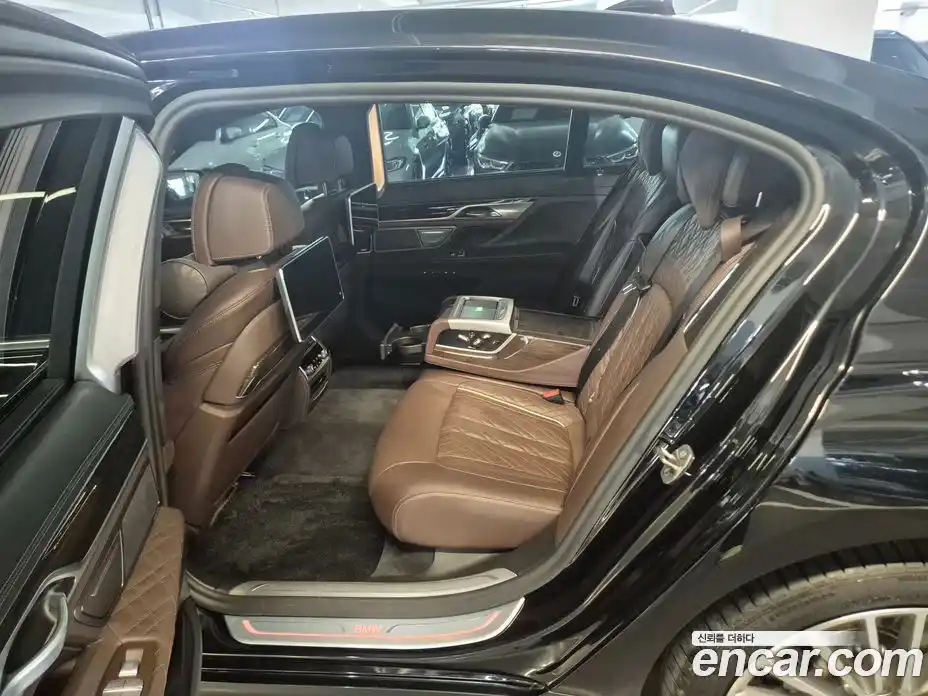 BMW 7-Series 2021 3.0 гидро в Москве, фото 11