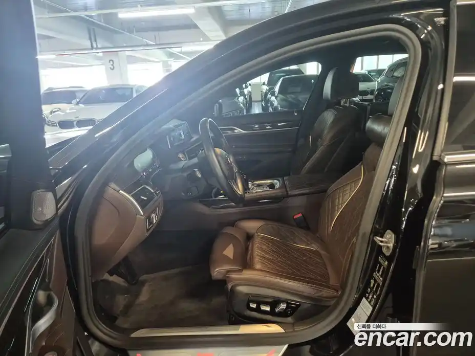 BMW 7-Series 2021 3.0 гидро в Москве, фото 10