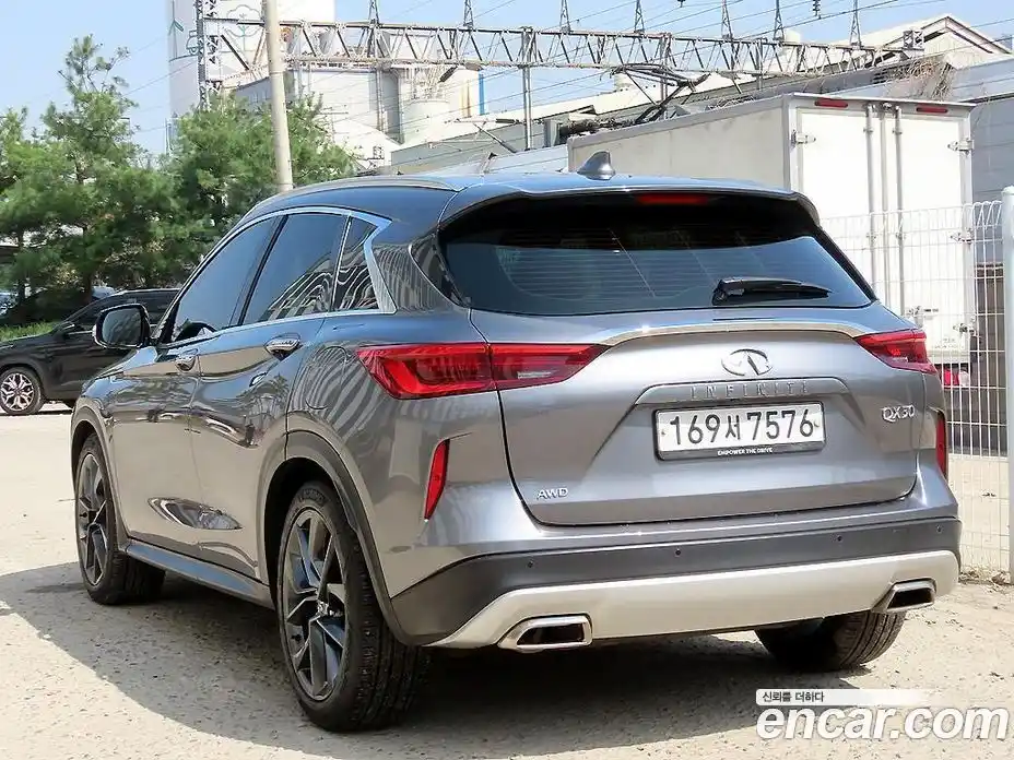 Infiniti QX50 2019 2.0 гидро в Москве № 1625783, фото 3