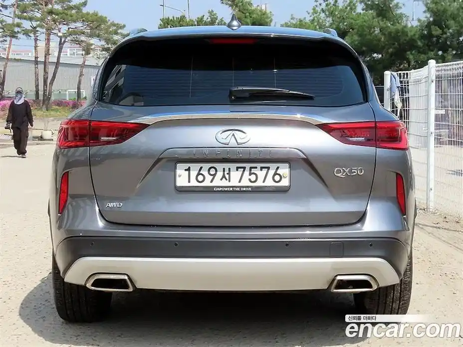 Infiniti QX50 2019 2.0 гидро в Москве № 1625783, фото 4