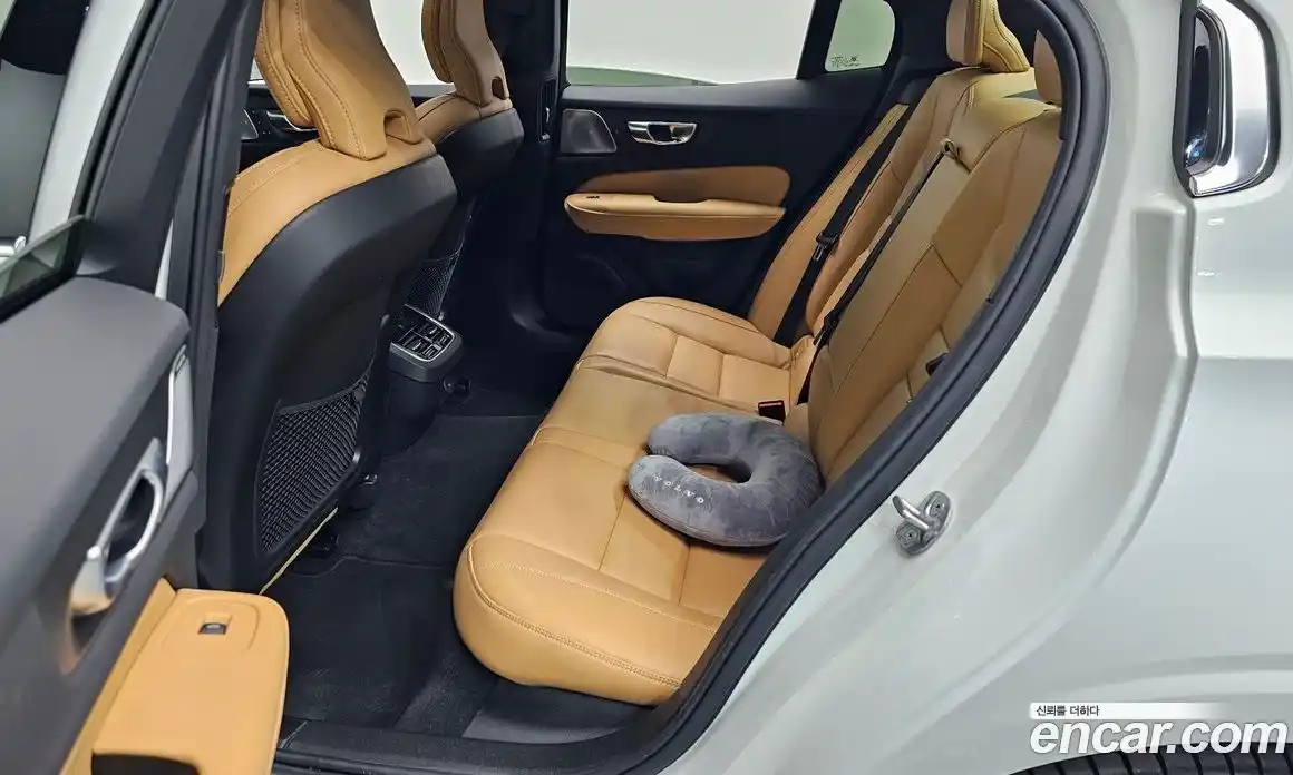 Volvo S60 2024 2.0 гидро в Москве № 164195, фото 13