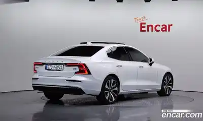 Volvo S60 2024 2.0 гидро в Москве № 164195, миниатюра 2