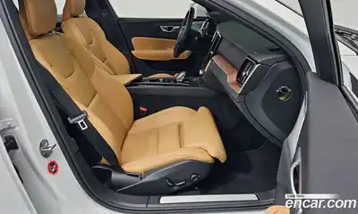 Volvo S60 2024 2.0 гидро в Москве № 164195, миниатюра 10