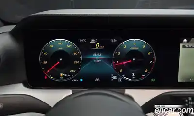 Mercedes-Benz E-Class 2021 2.0 гидро, миниатюра 8