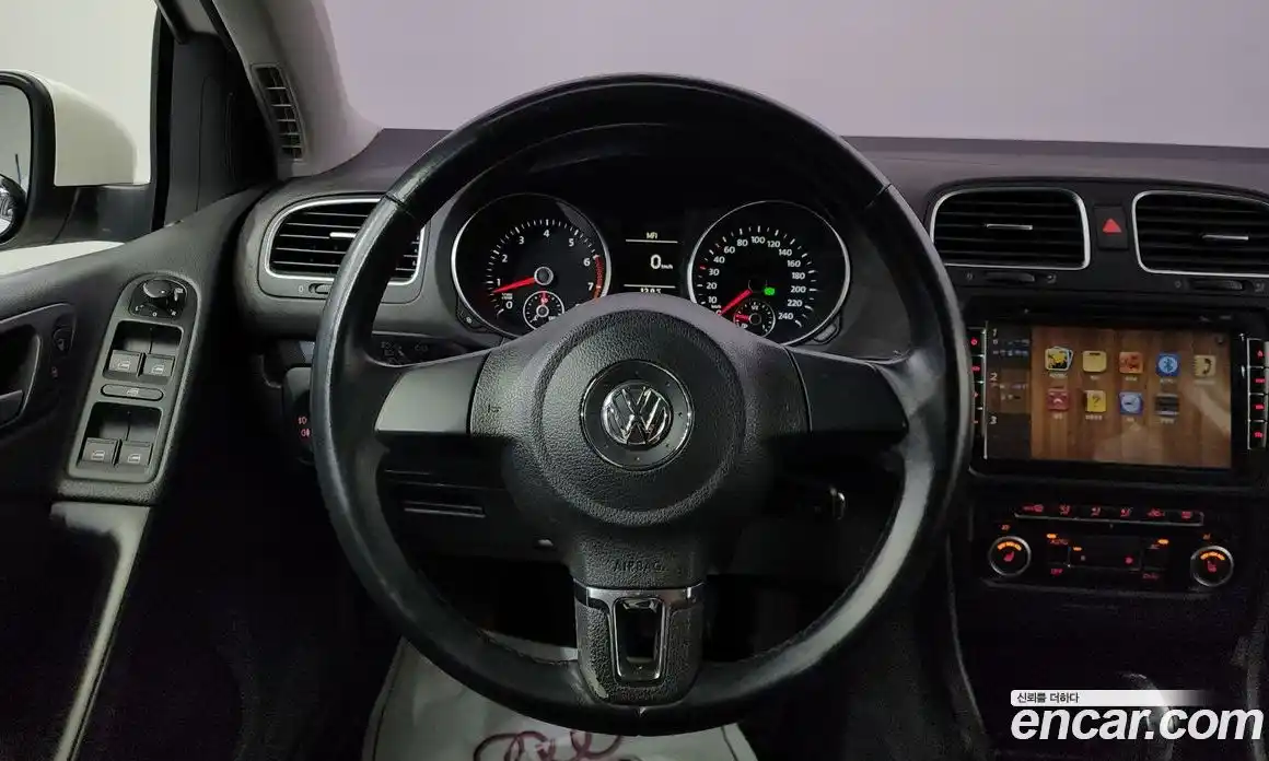 Volkswagen Golf 2012 1.4 гидро в Москве № 210178, фото 15