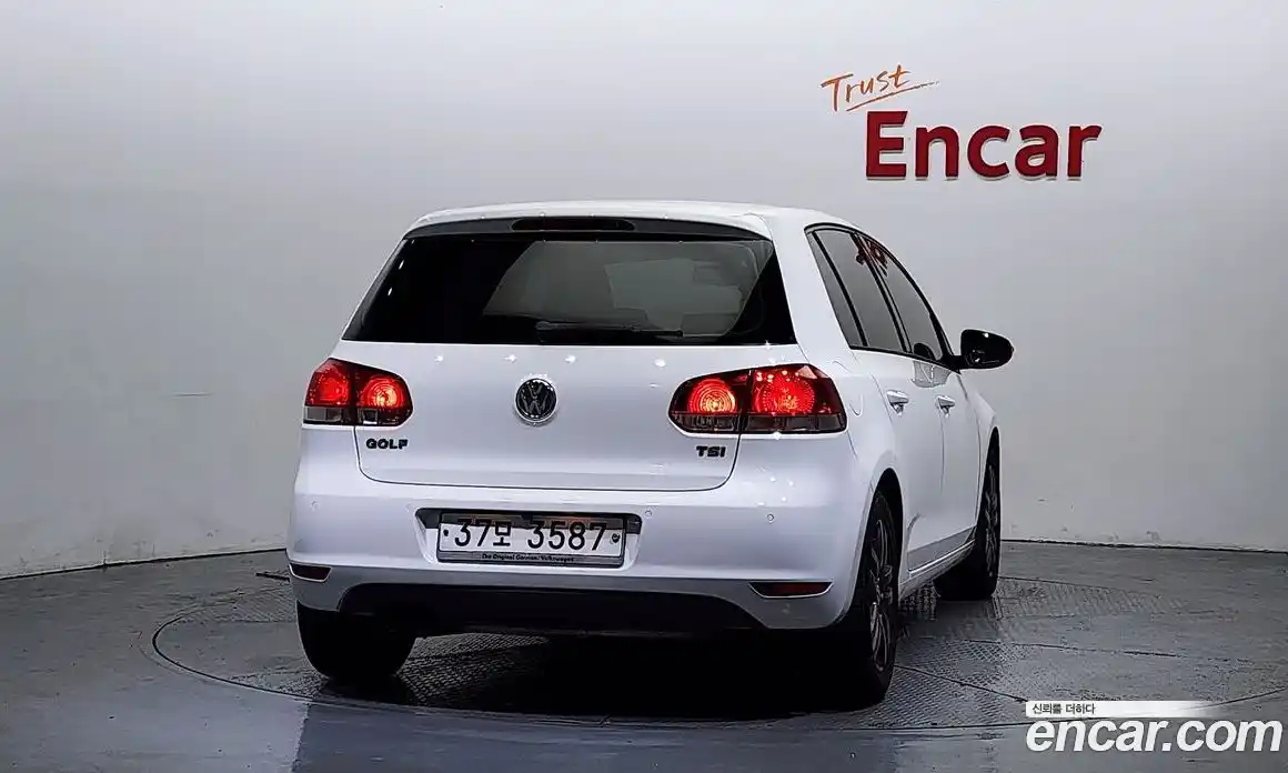 Volkswagen Golf 2012 1.4 гидро в Москве № 210178, фото 4