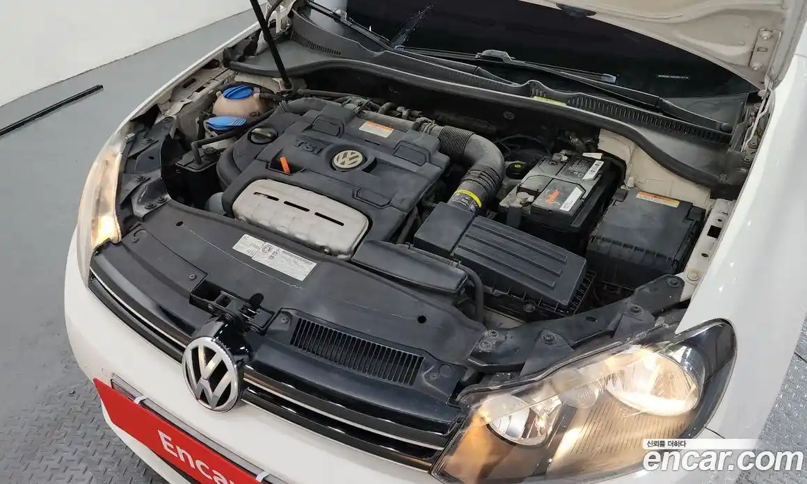 Volkswagen Golf 2012 1.4 гидро в Москве № 210178, фото 6