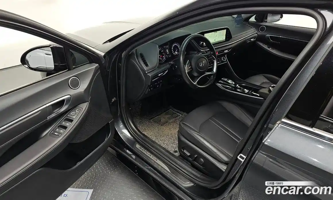 Hyundai Sonata 2022 2.0 гидро в Москве № 2123052, фото 17