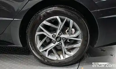 Hyundai Sonata 2022 2.0 гидро в Москве № 2123052, миниатюра 7