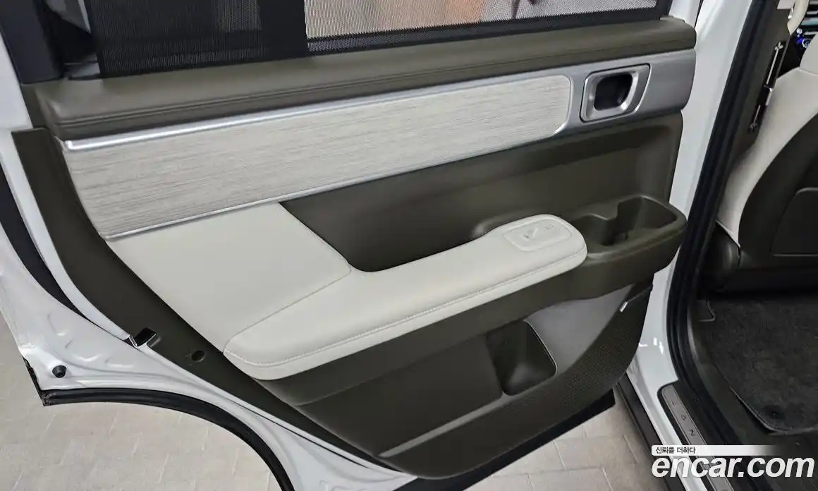 Hyundai Santa Fe 2023 1.6 гидро в Москве № 2123127, фото 15