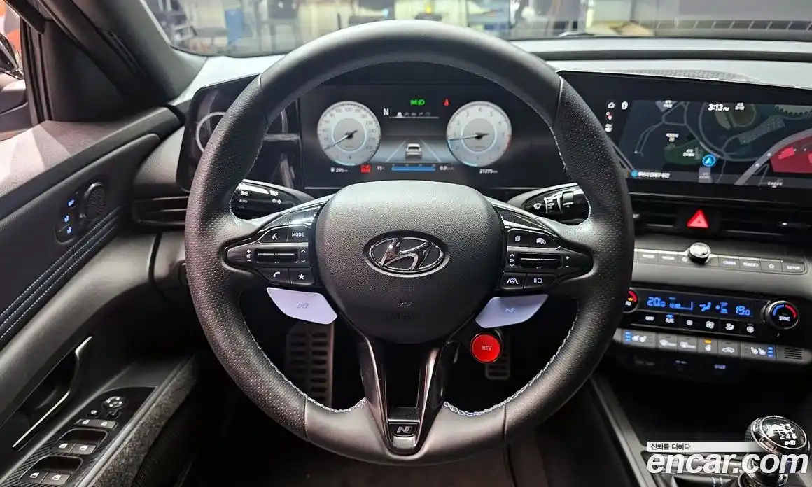Hyundai Avante 2021 2.0 механика в Москве № 2123156, фото 18