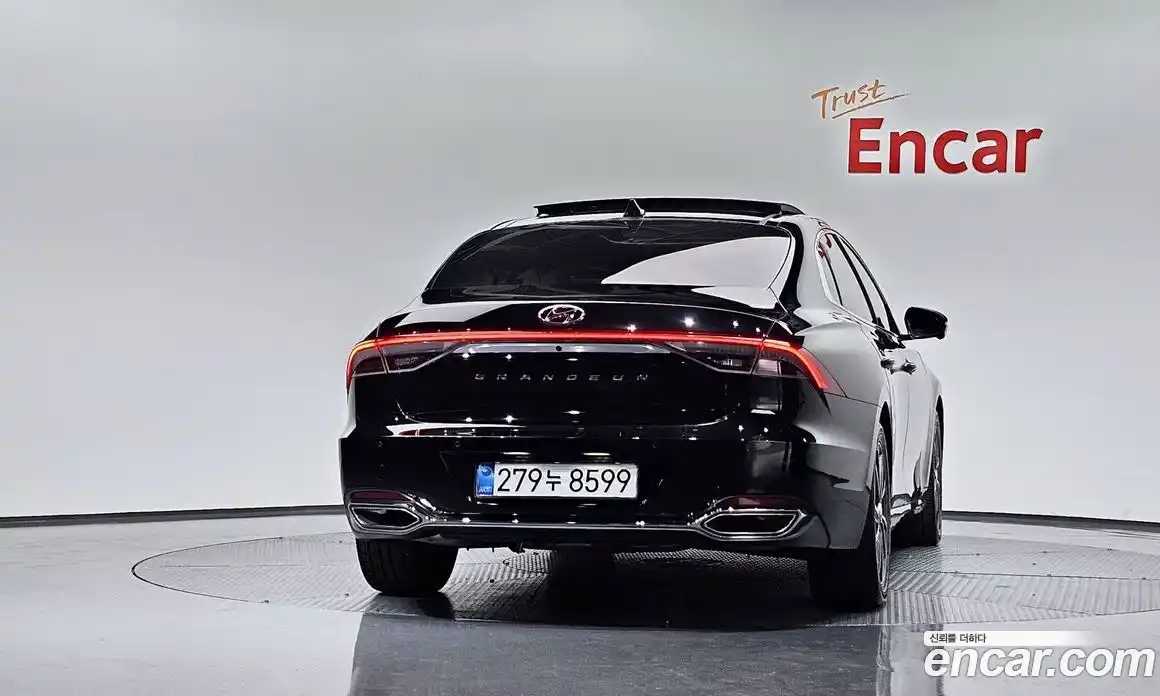 Hyundai Grandeur 2022 2.5 гидро в Москве № 2123161, фото 3