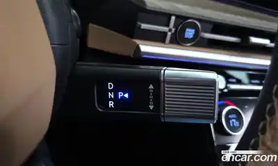 Hyundai Santa Fe 2024 2.5 гидро в Москве № 2123170, миниатюра 9