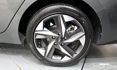 Hyundai Avante 2022 1.6 гидро в Москве № 2123251, миниатюра 7