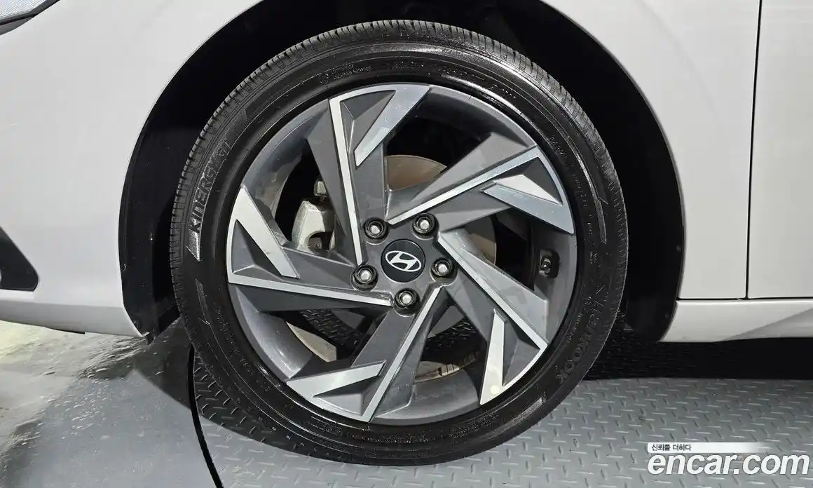 Hyundai Avante 2024 1.6 гидро в Москве № 2123538, фото 5