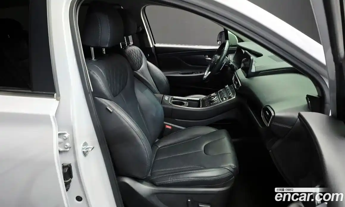 Hyundai Santa Fe 2021 2.5 гидро в Москве № 2123716, фото 18