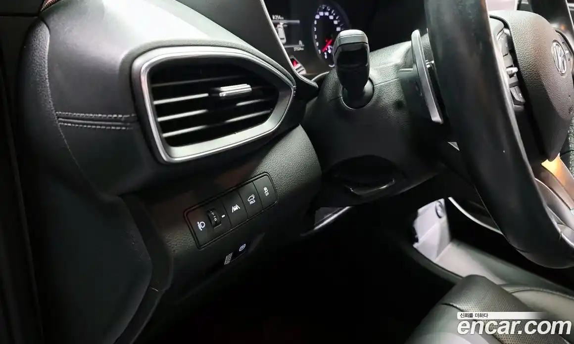 Hyundai Santa Fe 2021 2.5 гидро в Москве № 2123716, фото 21