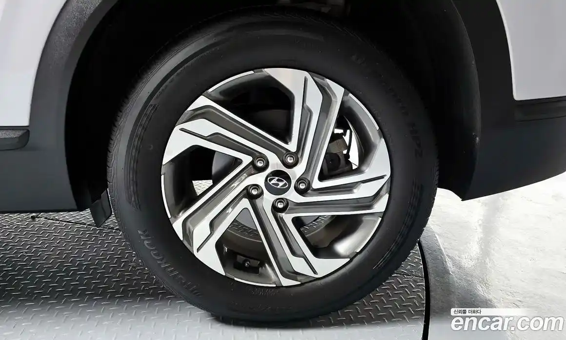 Hyundai Santa Fe 2021 2.5 гидро в Москве № 2123716, фото 7