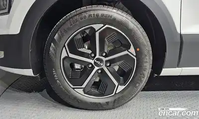 Kia Niro 2026 1.6 гидро в Москве № 2123990, миниатюра 5