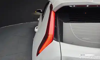 Kia Niro 2026 1.6 гидро в Москве № 2123990, миниатюра 9