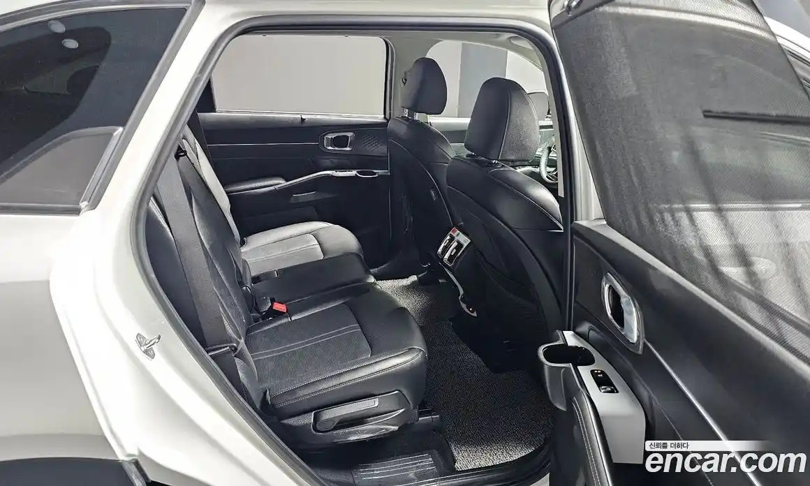 Kia Sorento 2024 2.5 гидро в Москве № 2124112, фото 18