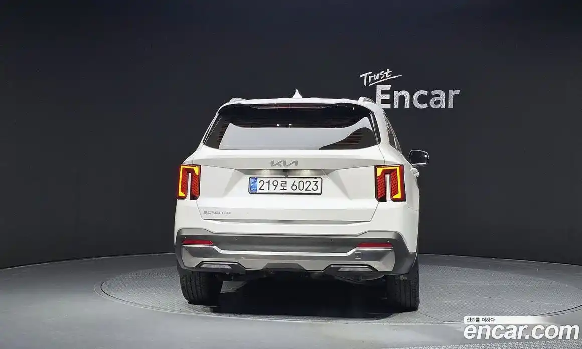 Kia Sorento 2024 2.5 гидро в Москве № 2124112, фото 4