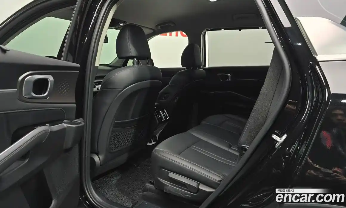 Kia Sorento 2025 2.5 гидро в Москве № 2124415, фото 16