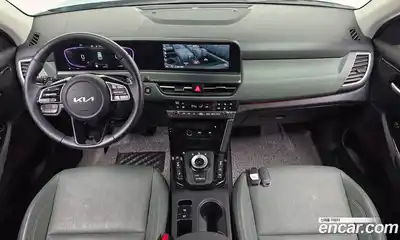 Kia Seltos 2024 2.0 гидро в Москве № 2124429, миниатюра 10