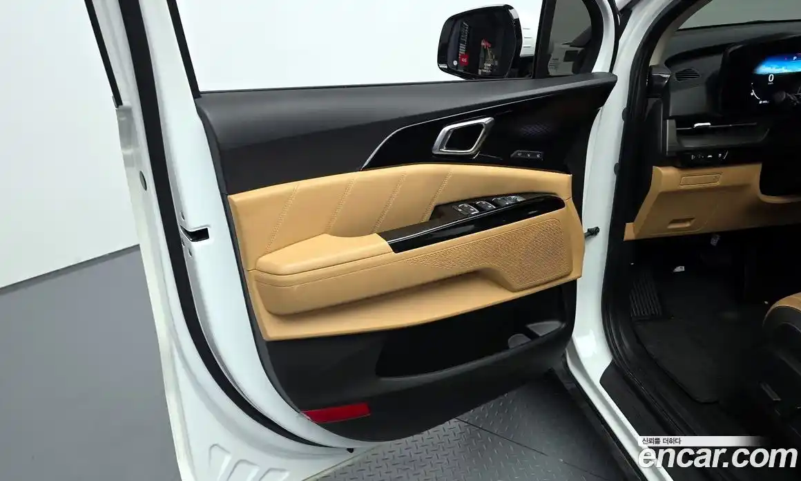 Kia Canival 2022 3.5 гидро в Москве № 2124555, фото 15